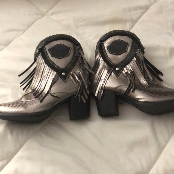 Shoes Booties - Picture 2 of 2